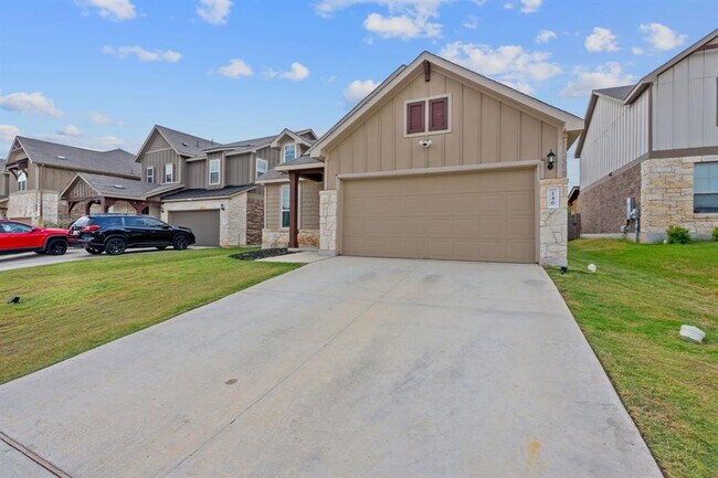 Building Photo - 146 Grace Lilly Dr