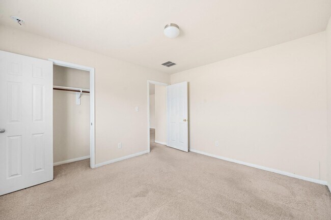Building Photo - 7502 Autumn Sun Dr