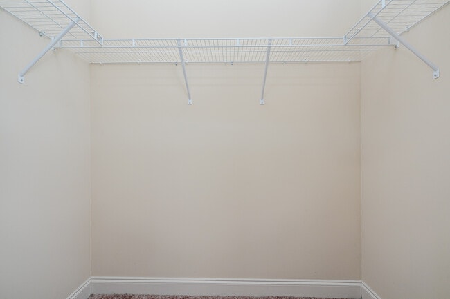 Building Photo - 948 Erika Ln