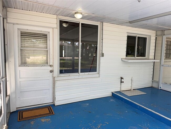 Building Photo - 301 S Seminole Ave