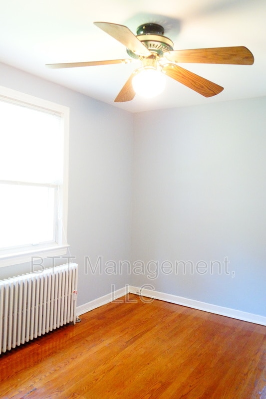 Building Photo - 8400 Greenwood Ave