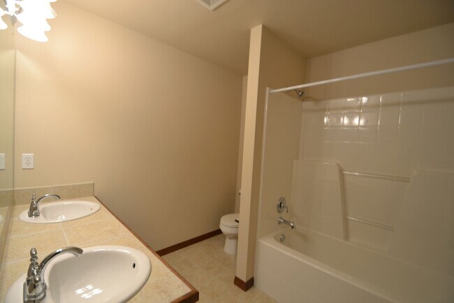 Building Photo - 4bd/2.5ba Bothell Home