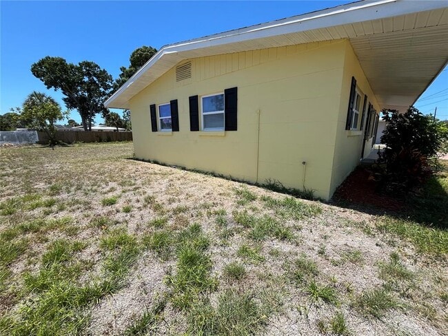 Building Photo - 2154 Inner Cass Cir