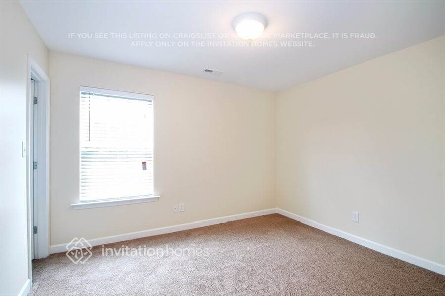 Building Photo - 4815 St Simons Terrace