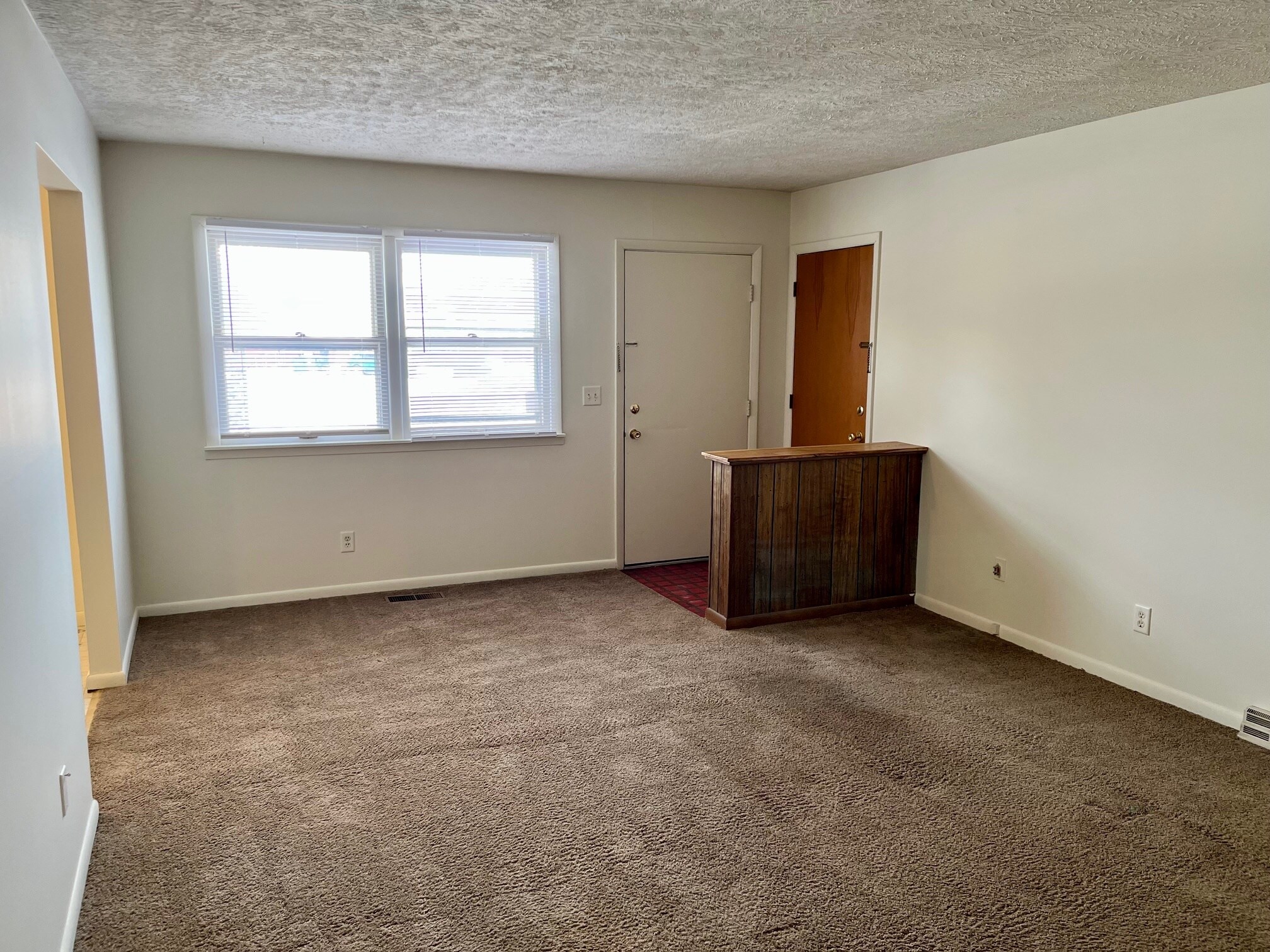 Building Photo - 201 W Shelbourne Dr