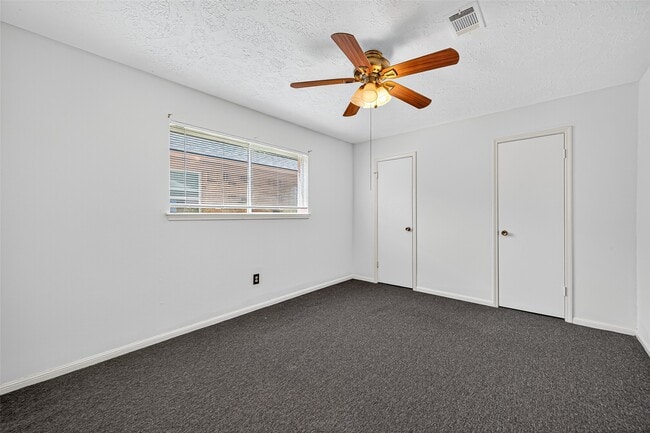 Building Photo - 8511 Collingdale Rd