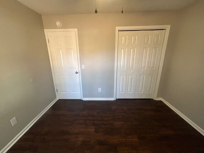 Building Photo - 207 Coronado Rd