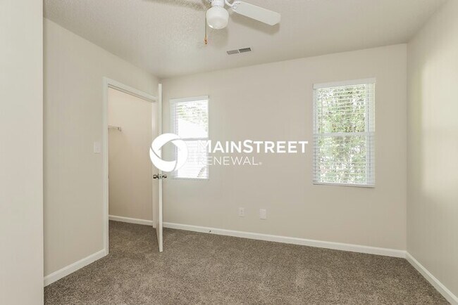 Building Photo - 3 Bedroom Pet-Friendly Home in Winston-Sal...