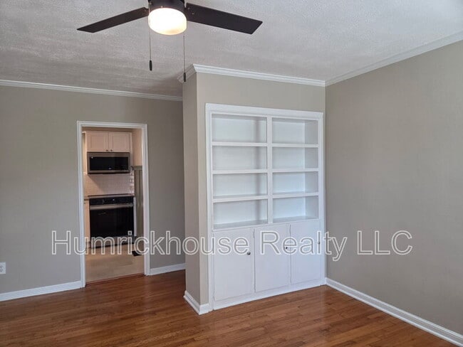 Building Photo - 324 Wakefield Dr