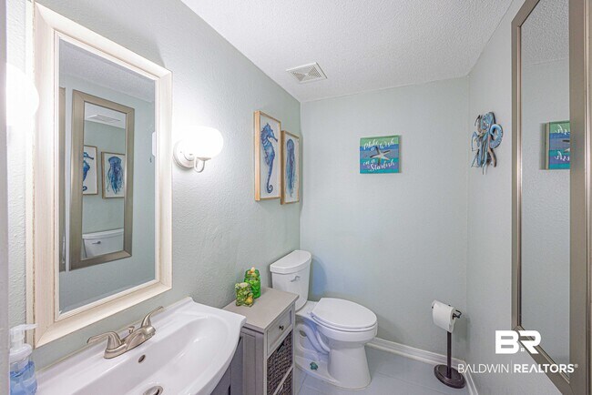 Building Photo - 118 Donna Cir
