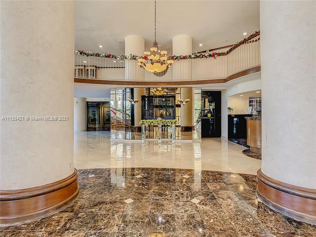 Building Photo - 10185 Collins Ave