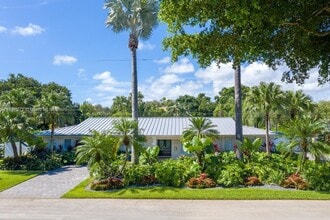 Building Photo - 13040 SW 70th Ave