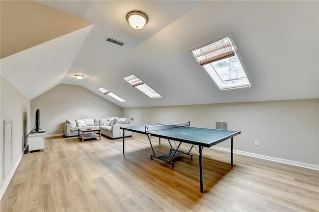 Building Photo - 106 Magnolia Grove