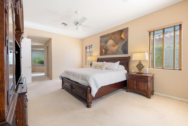 Building Photo - 48145 Paso Tiempo Ln
