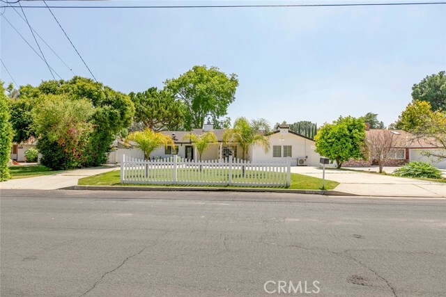 Building Photo - 17646 Raymer St