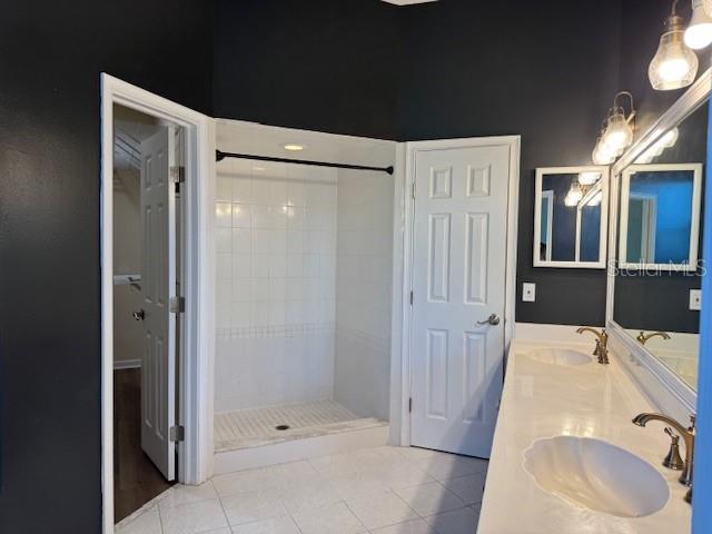 Building Photo - 7 Deerwood St