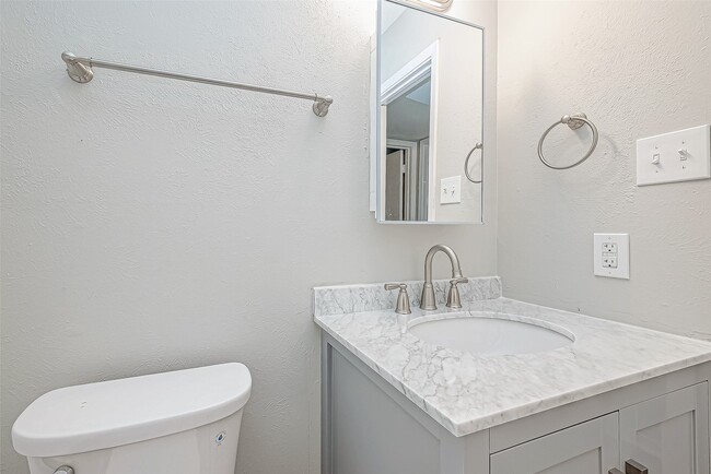 Building Photo - 3615 Needville Ave