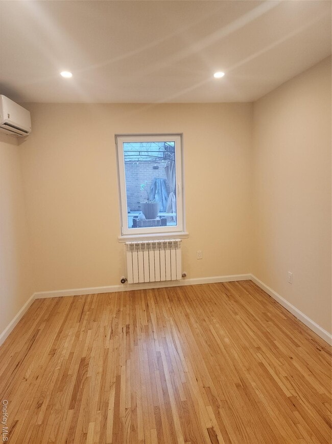 Building Photo - 79-56-79-77 77th Ave