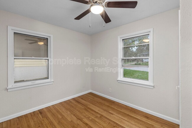 Building Photo - 9551 Cantwell Dr