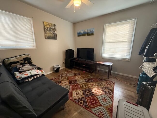 Building Photo - Spacious 3-Bedroom Home with Large Backyard