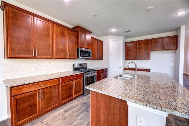Building Photo - 1012 Rosebay Dr