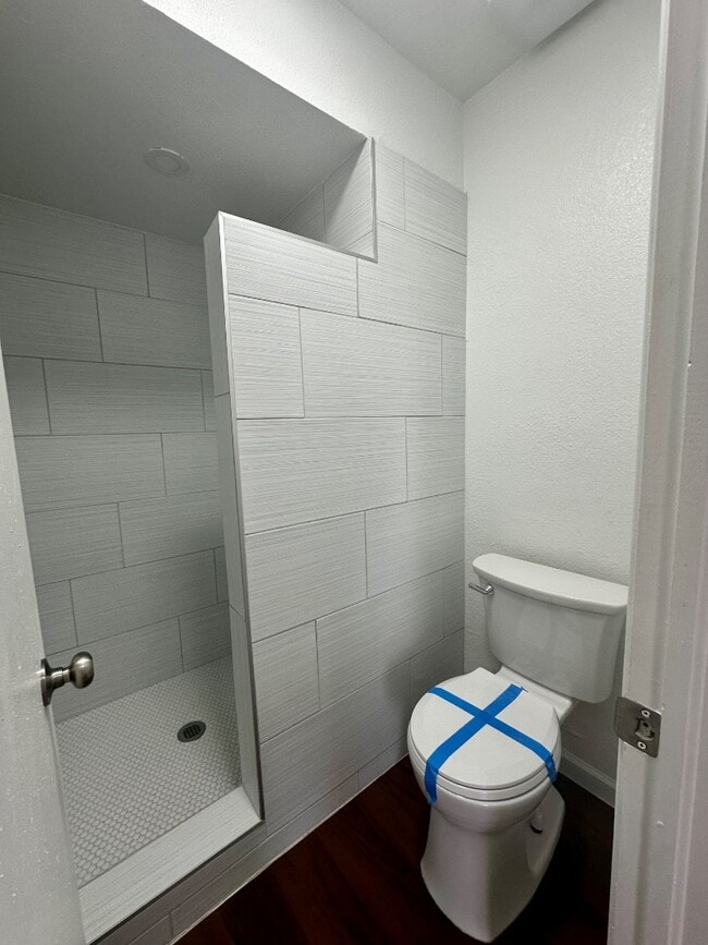 Building Photo - 704 Espolon Dr