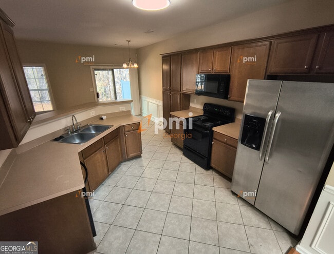 Building Photo - 306 Creek Manor Way