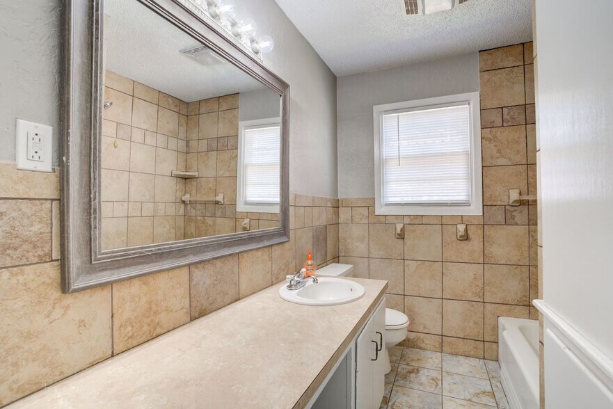 Building Photo - 4708 47th St