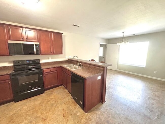 Building Photo - 1523 Jordan Rd