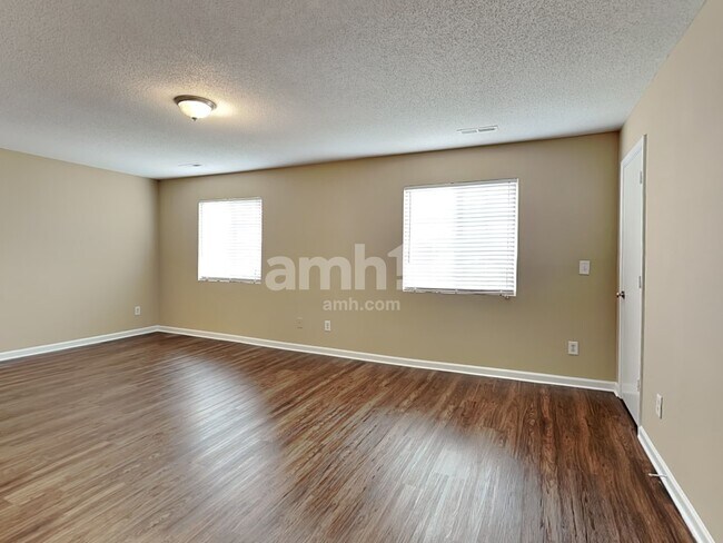 Building Photo - 5710 Waterpoint Dr