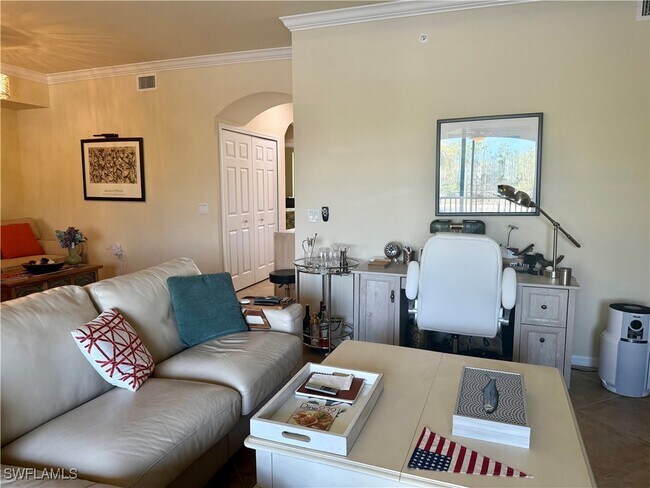 Building Photo - 9723 Acqua Ct