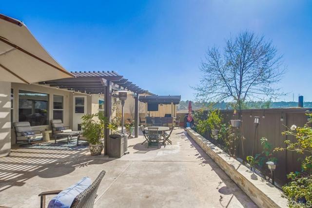 Building Photo - 262 Avenida Loretta