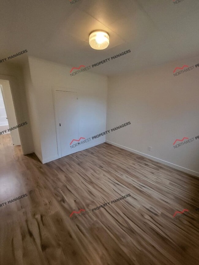 Building Photo - STATUS: RENTED-| R215 | $1895.00