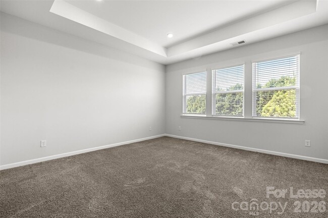 Building Photo - 6985 Waterstone Dr