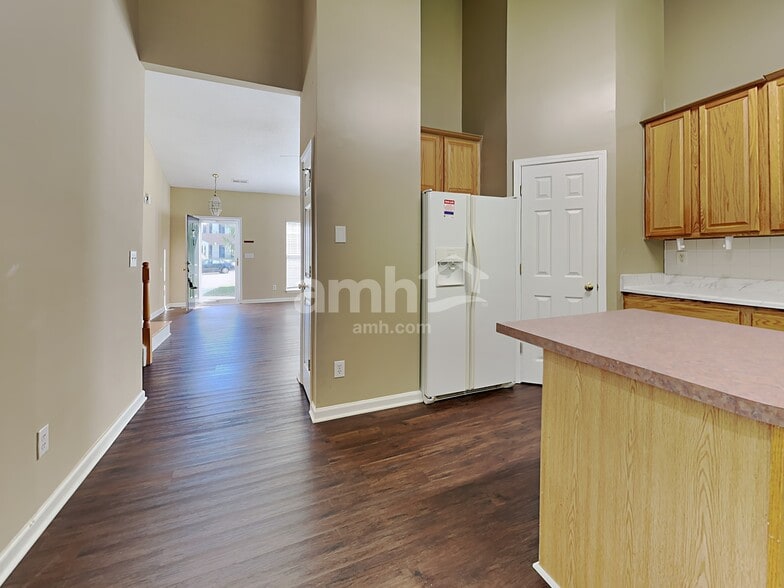 Building Photo - 24 Hartsfield Ct