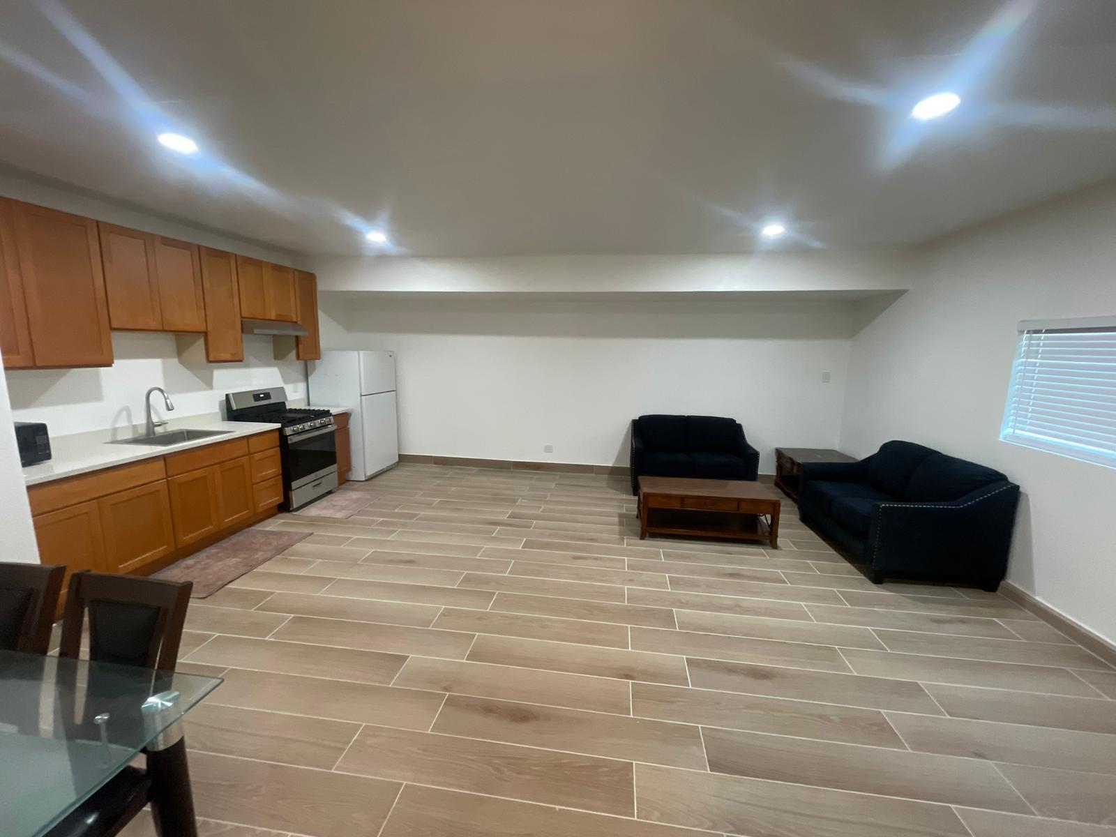 Living Room - 178 Maple Ct