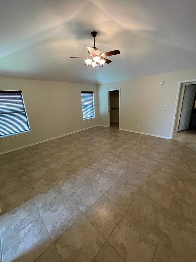 Building Photo - 3110 Conde Dr