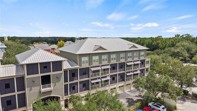 Building Photo - 650 Campus St