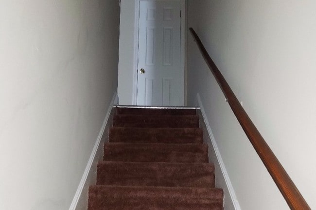 Building Photo - 3624 Yarbrough Ave