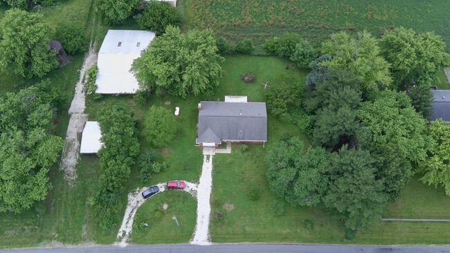 Building Photo - 16118 W Pleasant Grove Rd