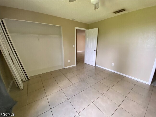Building Photo - 4425 Ruthann Ct