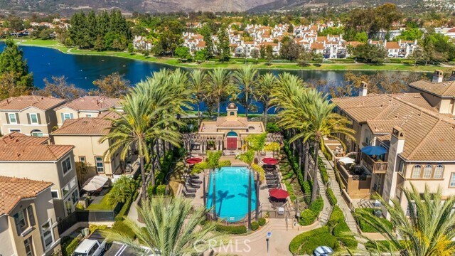 Building Photo - 205 Montana Del Lago Dr