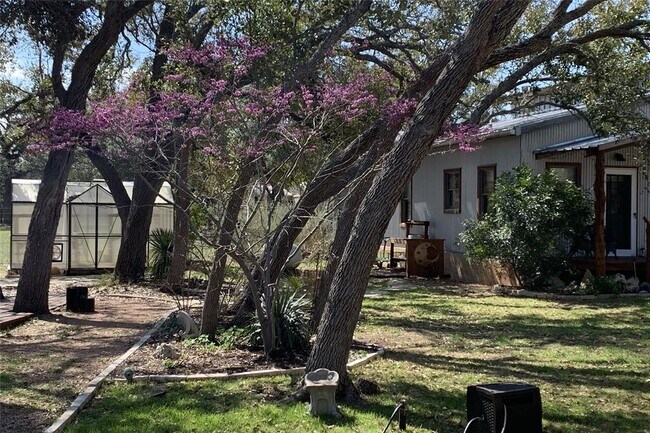 Building Photo - 309 Ridge Oak Dr