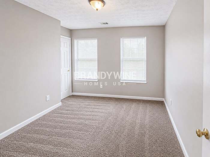 Building Photo - 6120 Flagstaf Walk