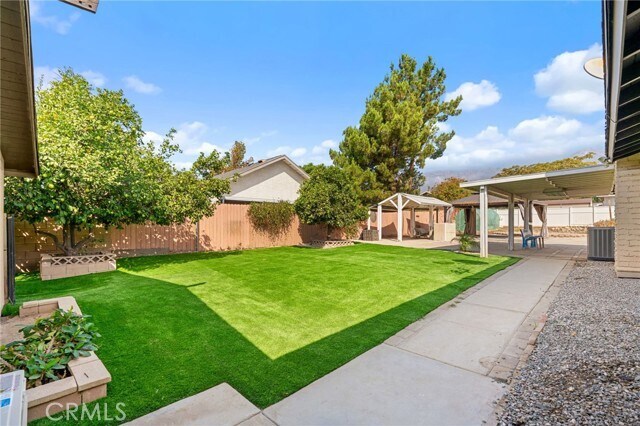 Building Photo - 7420 Ivy Ln