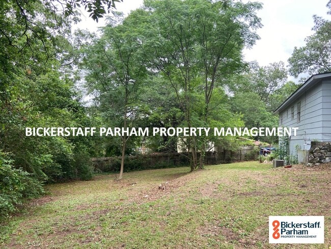 Building Photo - Welcome Home – Comfort Meets Convenience. Call to ask about the Move-in Special!!!