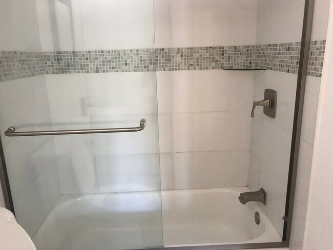 Luxury bathroom upgrade - 3414 Jasmine Ave