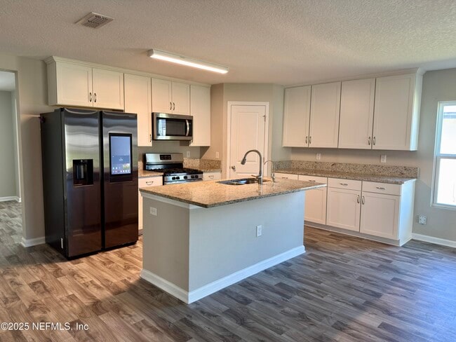 Building Photo - 3079 Greywood Ln