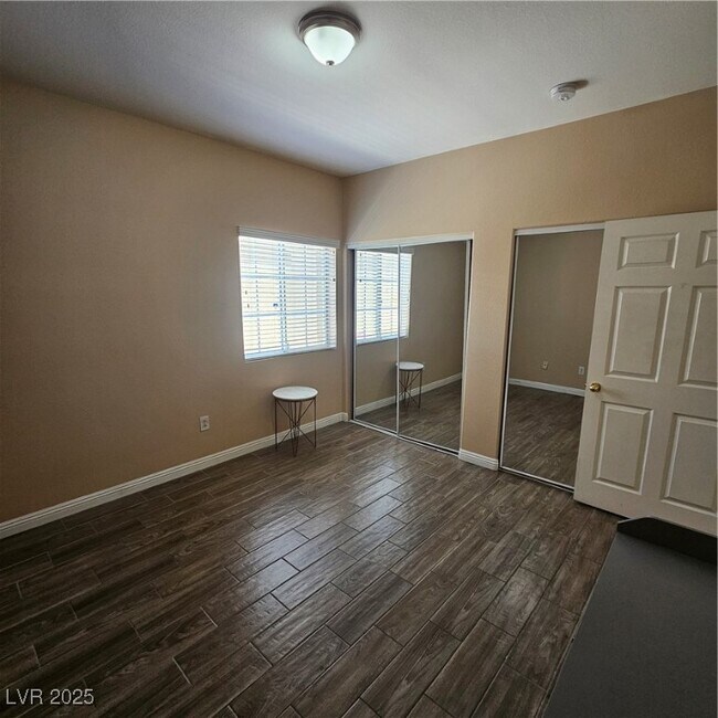 Building Photo - 833 Aspen Peak Loop