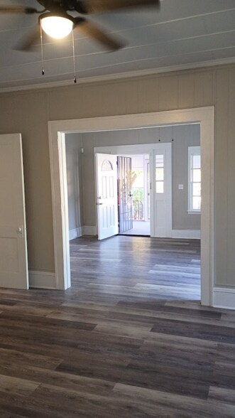 Building Photo - 2672 Cherry Ave